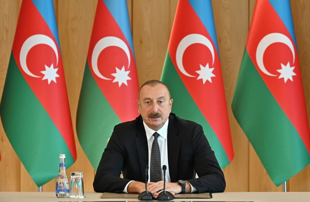 Azerbaijan President Honors Olympic Team with Orders and Monetary Rewards