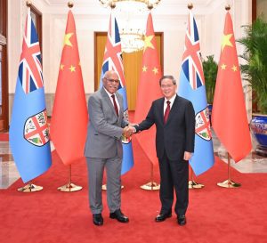 Beijing, The Gulf Observer: Chinese Premier Li Qiang held talks with the Prime Minister of the Republic of Fiji, Sitiveni Rabuka, on Sunday