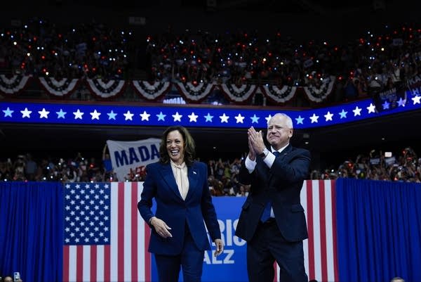 Harris and Walz Ignite Campaign Trail with Energized Pennsylvania Rally