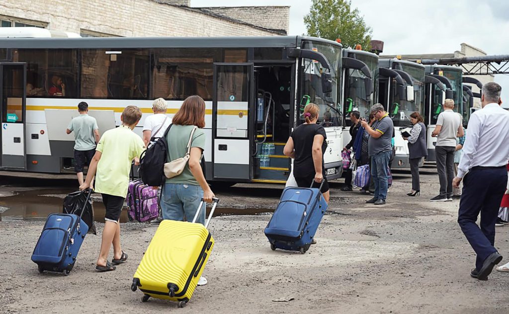 Russia Evacuates Tens of Thousands Amid Ongoing Ukrainian Incursion