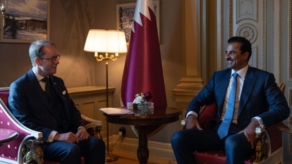 Amir of Qatar Meets with Swedish Foreign Minister in Stockholm