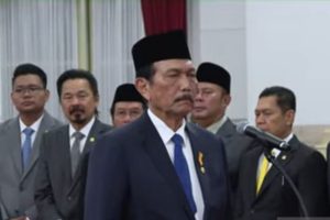 President Prabowo Inaugurates Luhut Binsar as Chair of the National Economic Council