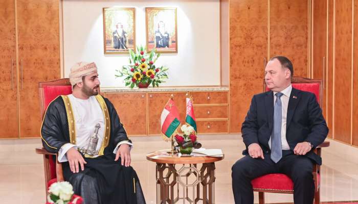 Sayyid Theyazin Meets Belarusian PM Roman Golovchenko