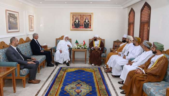 Oman and Algeria Hold Official Talks on Endowments and Religious Affairs