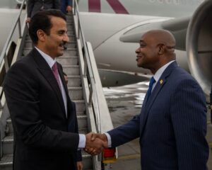 Amir of Qatar Arrives in Bogotá