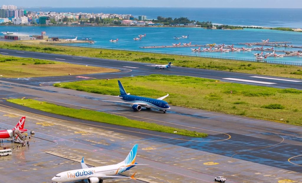 Azerbaijan Airlines Launches Direct Flights to the Maldives