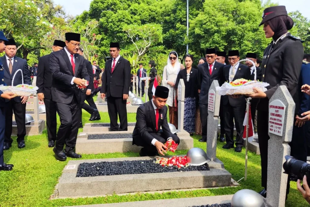 Vice President Gibran Leads 2024 National Heroes Day Commemoration in Jakarta