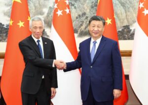 Xi Jinping and Lee Hsien Loong Discuss Enhanced China-Singapore Cooperation