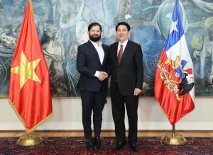 Vietnamese and Chilean Presidents Agree to Deepen Bilateral Relations