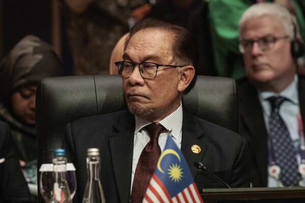 Government Plans to Strengthen Laws to Combat Online Scams, Says Prime Minister Anwar Ibrahim