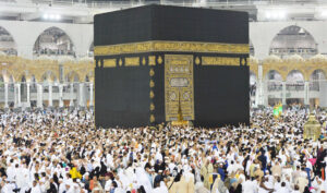 Makkah Authorities Announce Free Luggage Storage for Umrah Performers