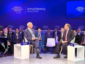 Anwar Ibrahim Highlights Governance, Economic Collaboration, and Climate Commitment at WEF Dialogue