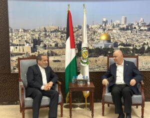Iranian Foreign Minister Araghchi Meets Hamas Leaders in Doha