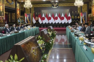 Indonesian and Japanese Defense Ministers Discuss Military Technology Collaboration