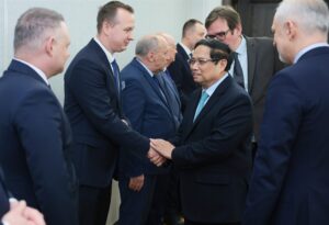Prime Minister Chính Strengthens Vietnam-Poland Parliamentary Ties During Warsaw Visit