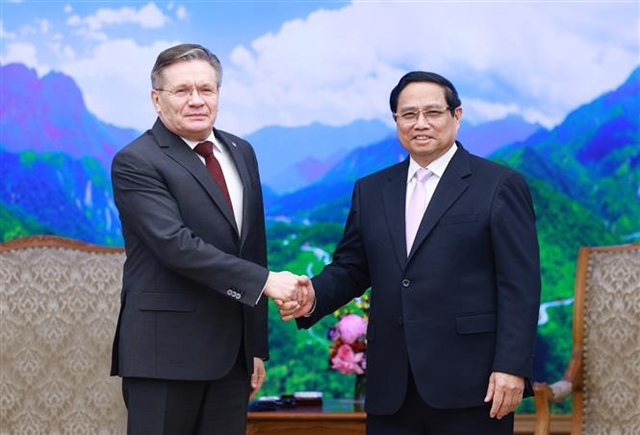 Prime Minister Chính Calls for Enhanced Vietnam-Russia Collaboration in Nuclear Energy and Science