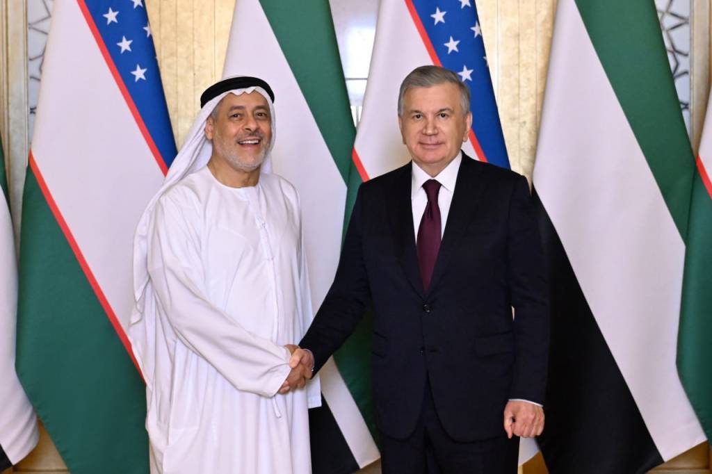 Shavkat Mirziyoyev Meets UAE Business Leaders in Abu Dhabi
