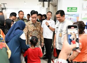 Indonesia’s Vice President Gibran Rakabuming Raka Reviews Free Health Screening Program in East Jakarta