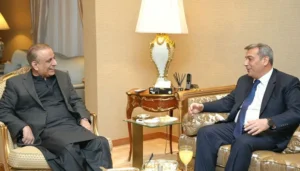Federal Minister Abdul Aleem Khan Meets Azerbaijani Ambassador Khazar Farhadov to Discuss Bilateral Cooperation