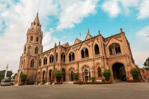 Ravians Forever: Memories, Mentors, and the Legacy of GCU