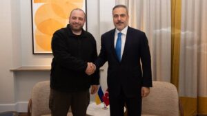 Turkish Foreign Minister Holds Talks with Ukrainian Officials at Munich Security Conference