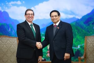Prime Minister Chính Welcomes Cuban Minister of Foreign Affairs Bruno Rodríguez Parrilla