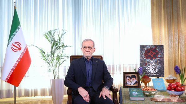 President Pezeshkian Extends Nowruz Greetings, Emphasizes Renewal and National Unity