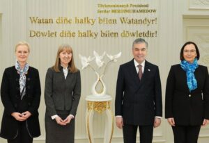 Turkmenistan’s National Leader Meets World Bank Delegation to Discuss Transport Cooperation