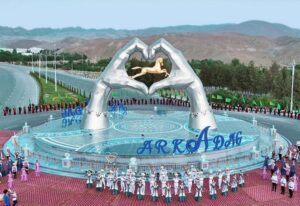Arkadag Unveils "Taýçanak" Monument and "Ahalteke Atlar" Avenue in Grand Ceremony