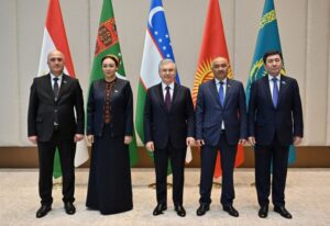 Speaker of the Mejlis of Turkmenistan Meets President of Uzbekistan During IPU Assembly