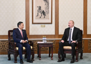 President Ilham Aliyev Meets with Chairman of China Energy Engineering Corporation in Beijing