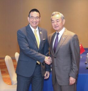 China Prioritizes Ties with Thailand, Supports Bangkok’s Aspirations to Join BRICS