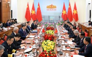 Xi Jinping Highlights Shared Vision for Development in Meeting with Vietnamese Assembly Chairman