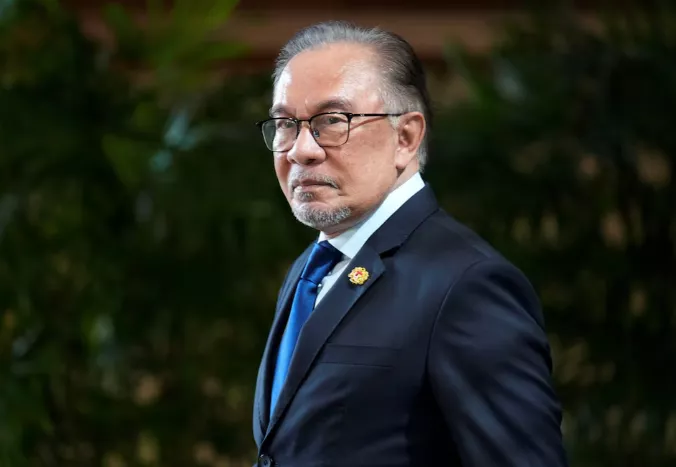 Over 3.9 Million Use MyKad for Essentials Under Expanded SARA Programme: Anwar Ibrahim
