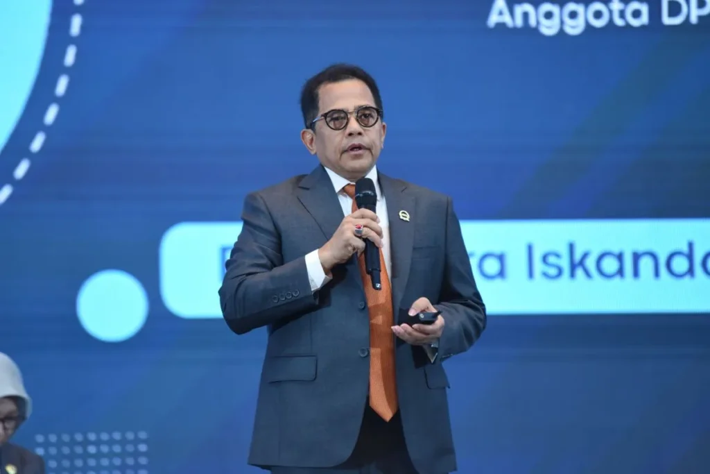 Indonesia’s Parliament Leads by Example with Plastic-Free Policy at PUIC Conference