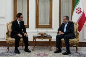 Iran, Japan Hold High-Level Talks to Strengthen Bilateral Cooperation