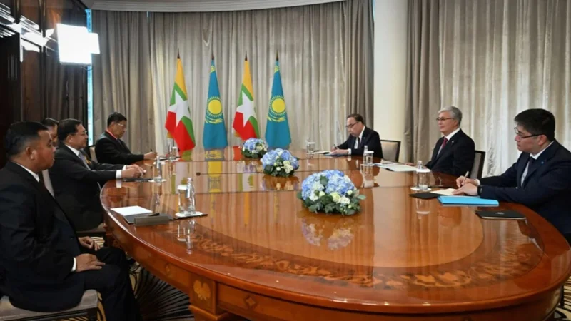 Kazakh President Tokayev Meets Myanmar Prime Minister Min Aung Hlaing in Moscow