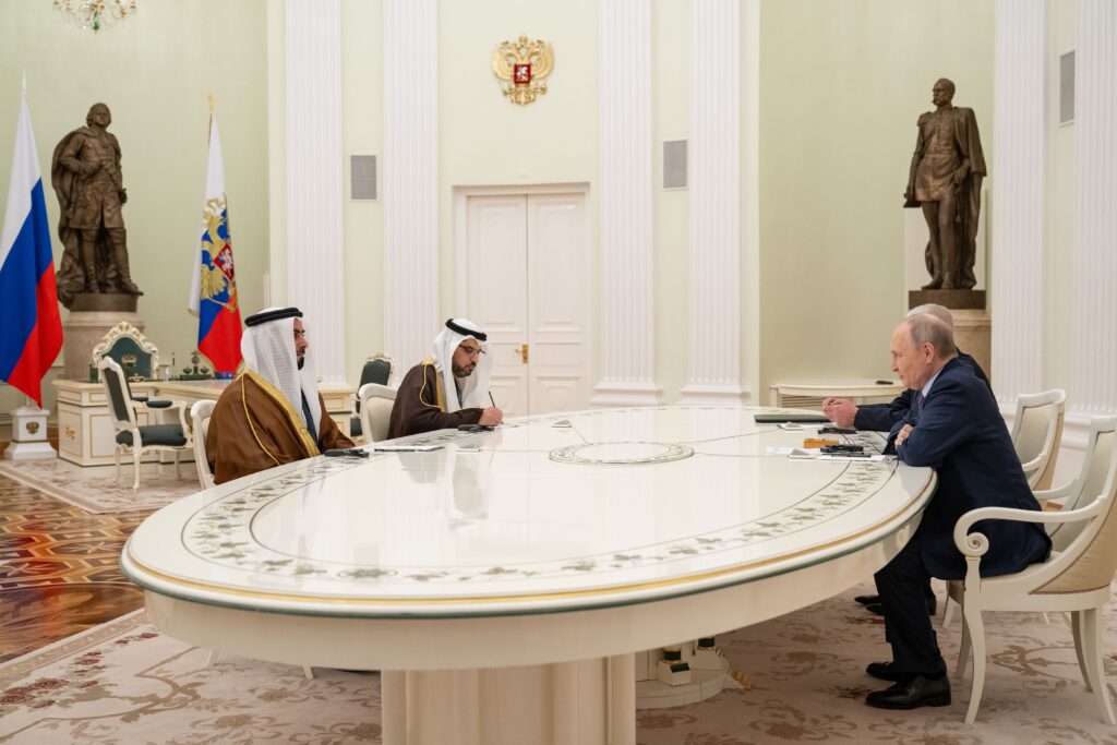 President Putin Receives UAE Deputy Prime Minister Sheikh Saif bin Zayed in Moscow