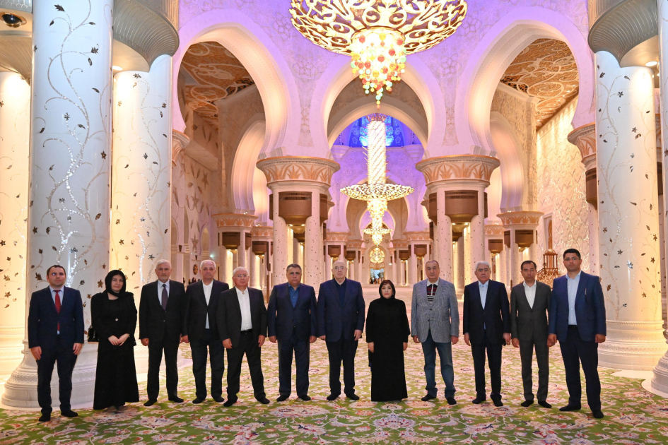 Azerbaijani Parliamentary Delegation Led by Speaker Sahiba Gafarova Visits Sheikh Zayed Grand Mosque