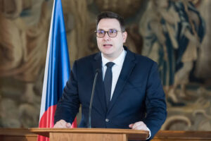 Czech Foreign Minister Confirms Funding for Ammunition Initiative Through 2026
