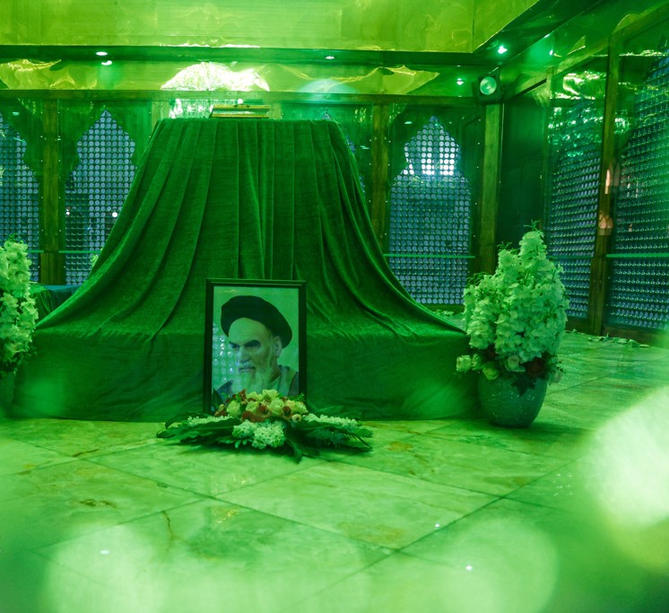 Tehran Marks 36th Anniversary of Imam Khomeini’s Passing with Solemn Commemoration