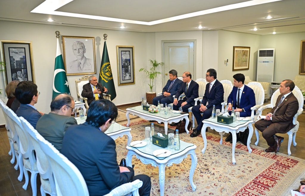 Deputy Prime Minister Reaffirms Commitment to Strengthening Pak-ASEAN Ties