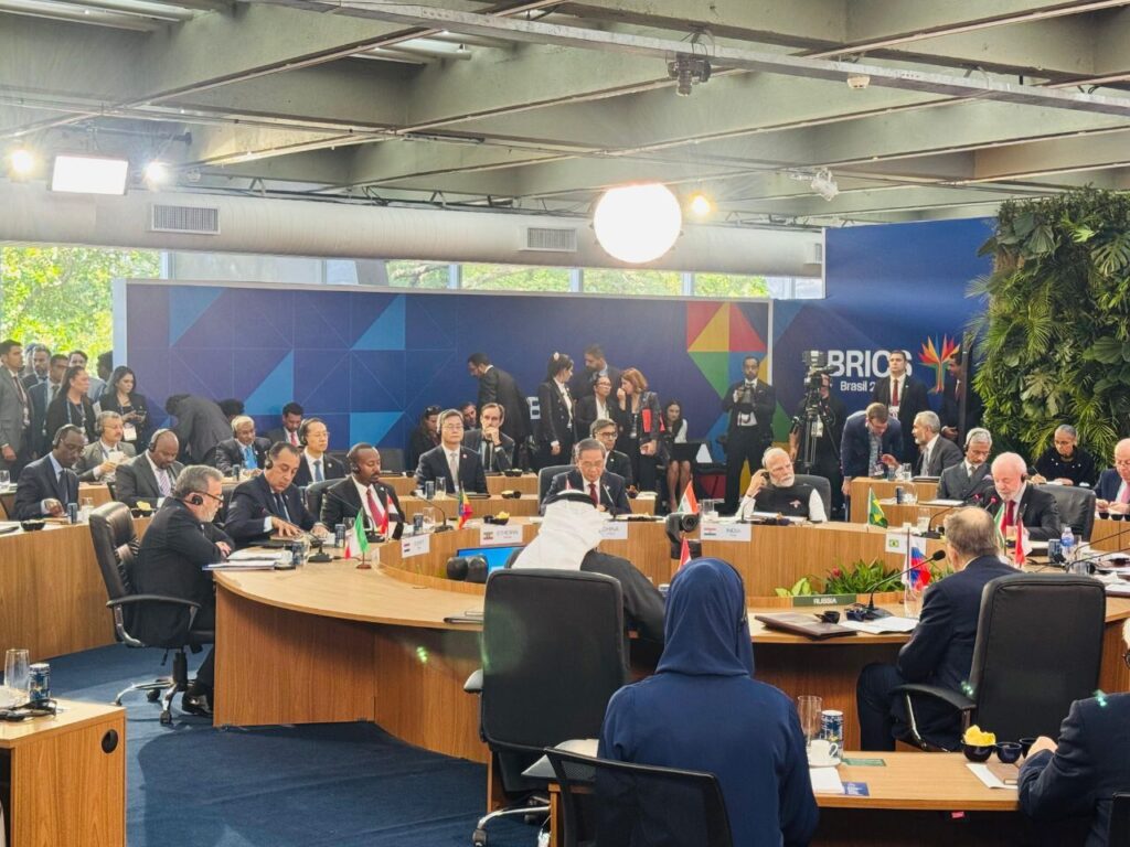Iran’s Foreign Minister Warns Sanctions Undermine Global Climate Cooperation at BRICS Environmental Summit