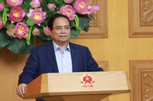 PM Chính Urges Comprehensive Measures to Achieve 2025 Growth Targets