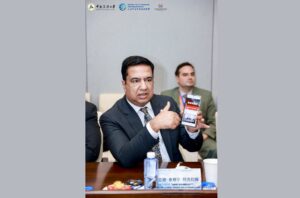 Chinese Version of "The Gulf Observer" Launched at International Academic Network Assembly in Beijing