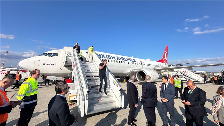 Plane Carrying Global Sumud Flotilla Activists Detained by Israel Arrives in Istanbul