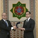 Turkmen President Receives WHO Europe Chief, Awarded for Advancing Health Diplomacy
