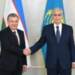 Mirziyoyev Congratulates Tokayev on Successful Referendum in Telephone Conversation