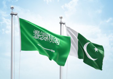 Saudi Interior Minister Praises Pakistan’s Diplomatic Role in Middle East Tensions