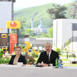 President Aliyev Meets Returning Families in Zangilan, Hands Over Apartment Keys